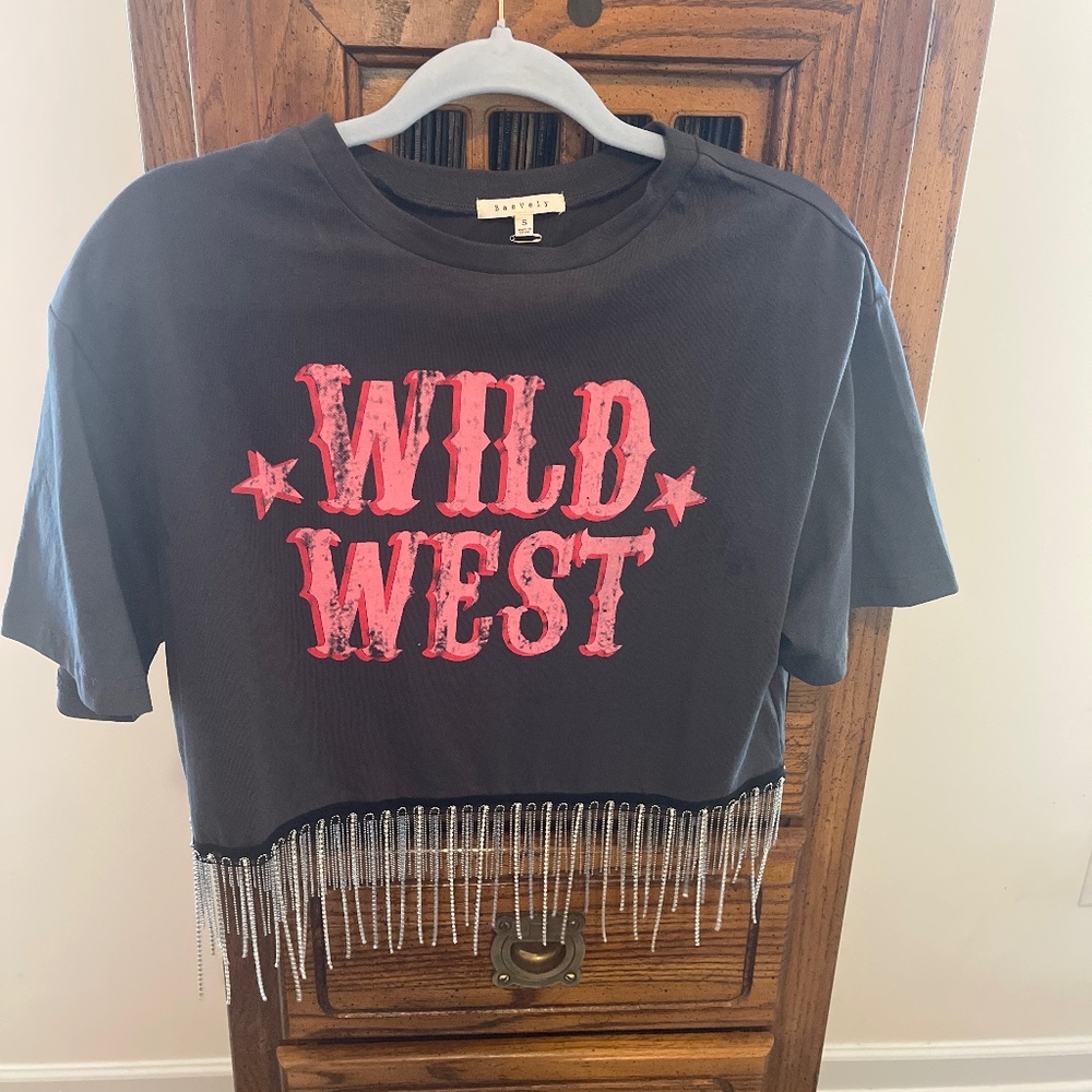 *NEW* Cropped Wild West Bedazzled Tee